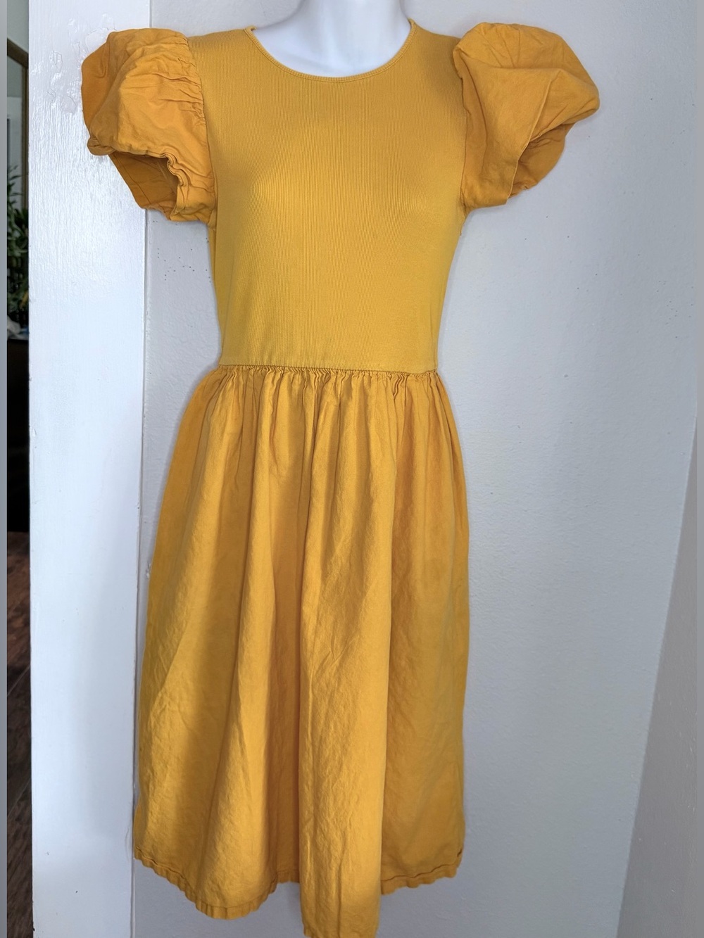 Zara Combination Yellow fitted rib bodice ballon sleeve midi dress Large